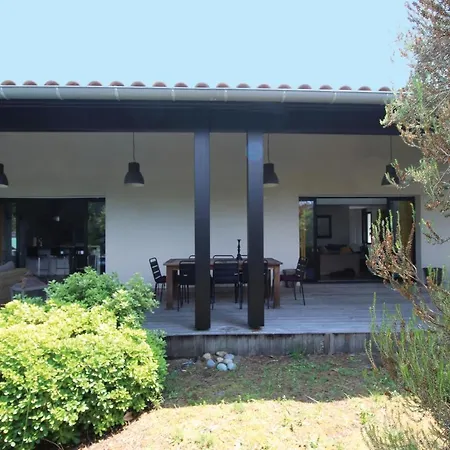 Vakantiehuis Magnifique Maison D'architecte Avec Piscine