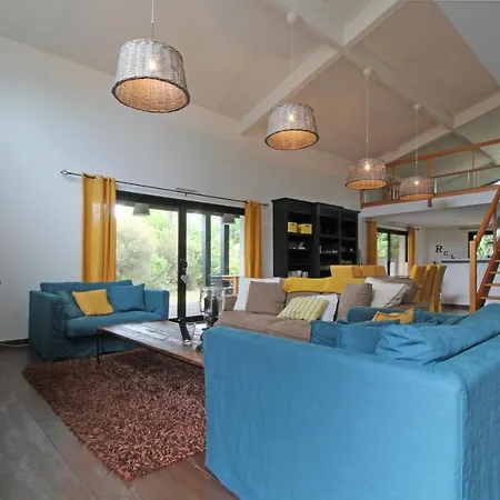 Vakantiehuis Magnifique Maison D'architecte Avec Piscine